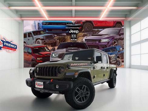 New 2025 Jeep Gladiator Mojave w/ Convenience Group image 1
