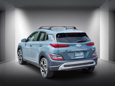 Used 2022 Hyundai Kona Limited AWD/4WD image 3