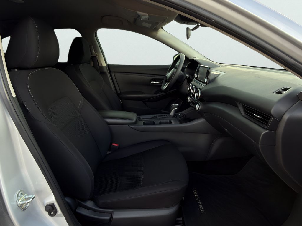 Used 2021 Nissan Sentra S FWD image 14