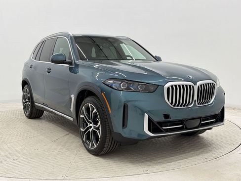 New 2026 BMW X5 xDrive40i w/ Climate Comfort Package image 7
