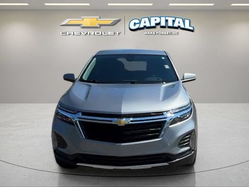 Used 2024 Chevrolet Equinox LT FWD image 8