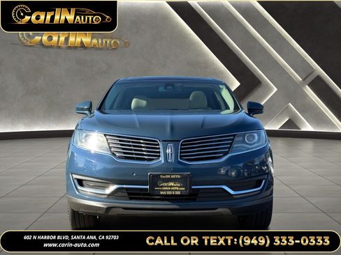 Used 2016 Lincoln MKX Reserve w/ Technology Package FWD image 2