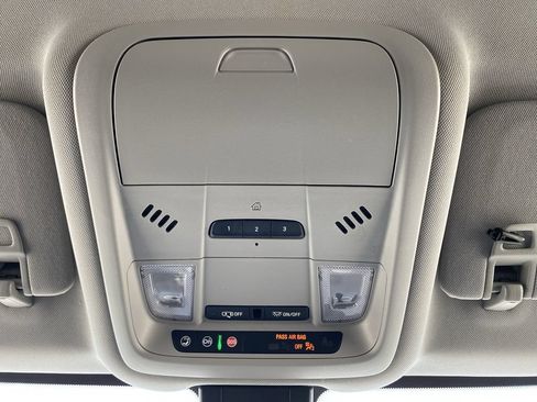 Used 2023 GMC Terrain AT4 AWD/4WD image 25