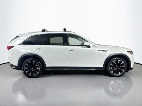 Used 2024 MAZDA CX-90 Plug-In Hybrid w/ Premium Pkg AWD/4WD image 4