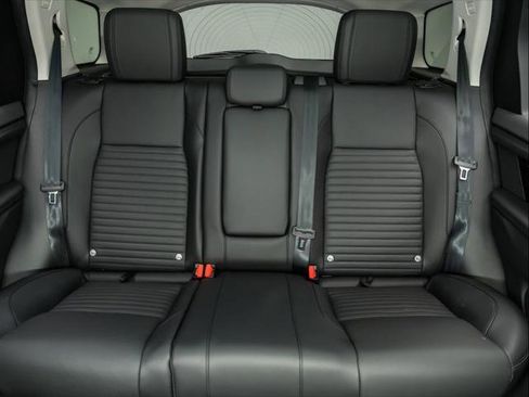 New 2025 Land Rover Discovery Sport S image 17