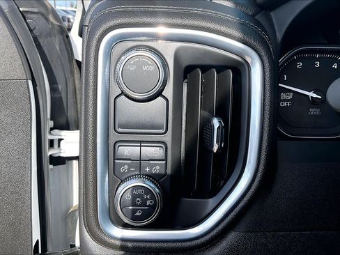 Used 2022 GMC Sierra 1500 Denali RWD image 36
