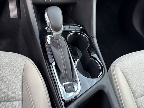 New 2025 Buick Encore GX Preferred image 32