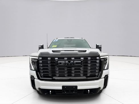 Used 2025 GMC Sierra 2500 Denali Ultimate AWD/4WD image 13
