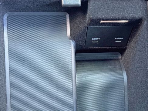 Used 2021 Porsche Cayenne Turbo S image 35