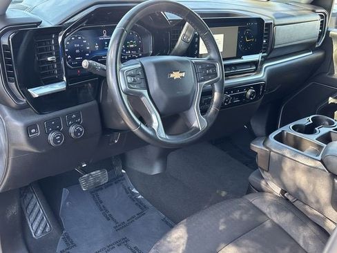 Certified 2024 Chevrolet Silverado 2500 LT image 10