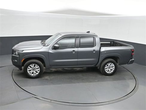 Used 2024 Nissan Frontier SV w/ SV Convenience Package image 33