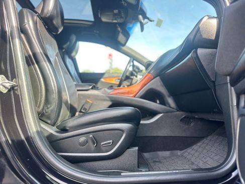 Used 2019 Lincoln Nautilus Reserve image 23