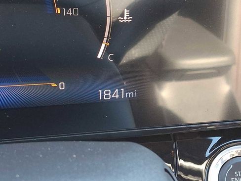 Used 2025 Chevrolet Trax RS w/ Driver Confidence Package image 19