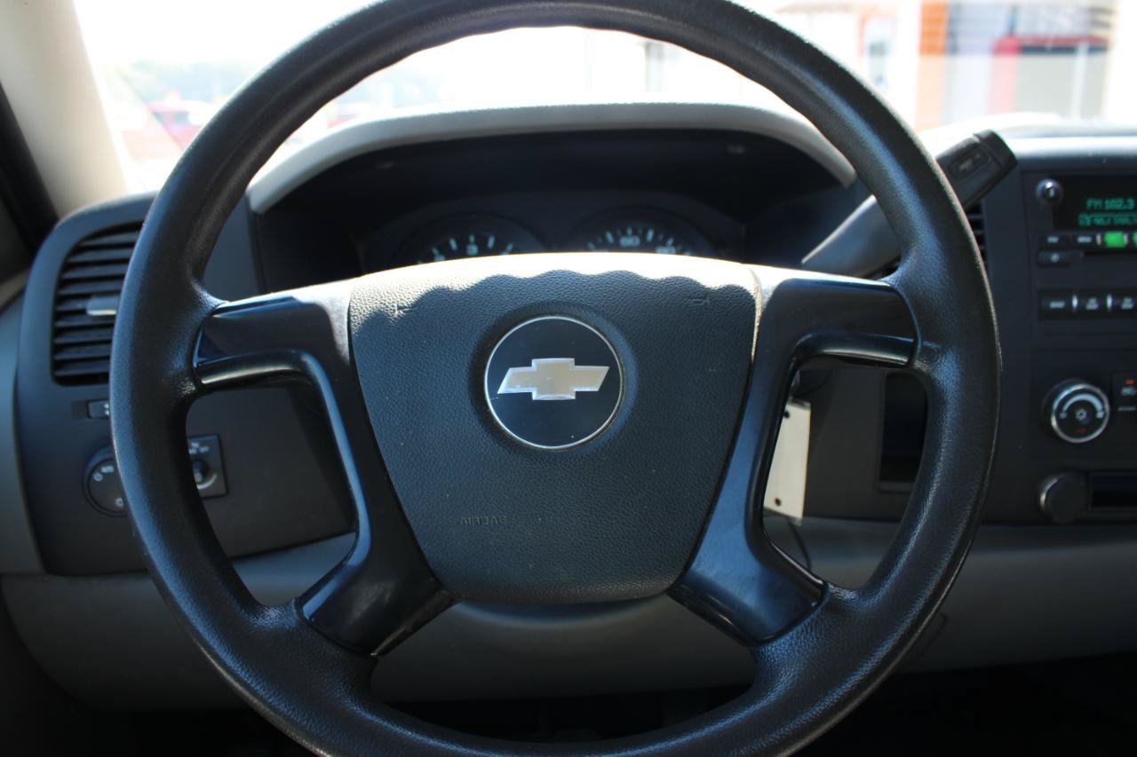 Used 2008 Chevrolet Silverado 1500 W/T RWD image 18