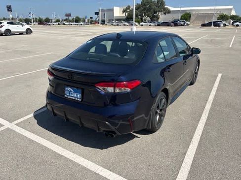 Used 2026 Toyota Corolla SE FWD image 5