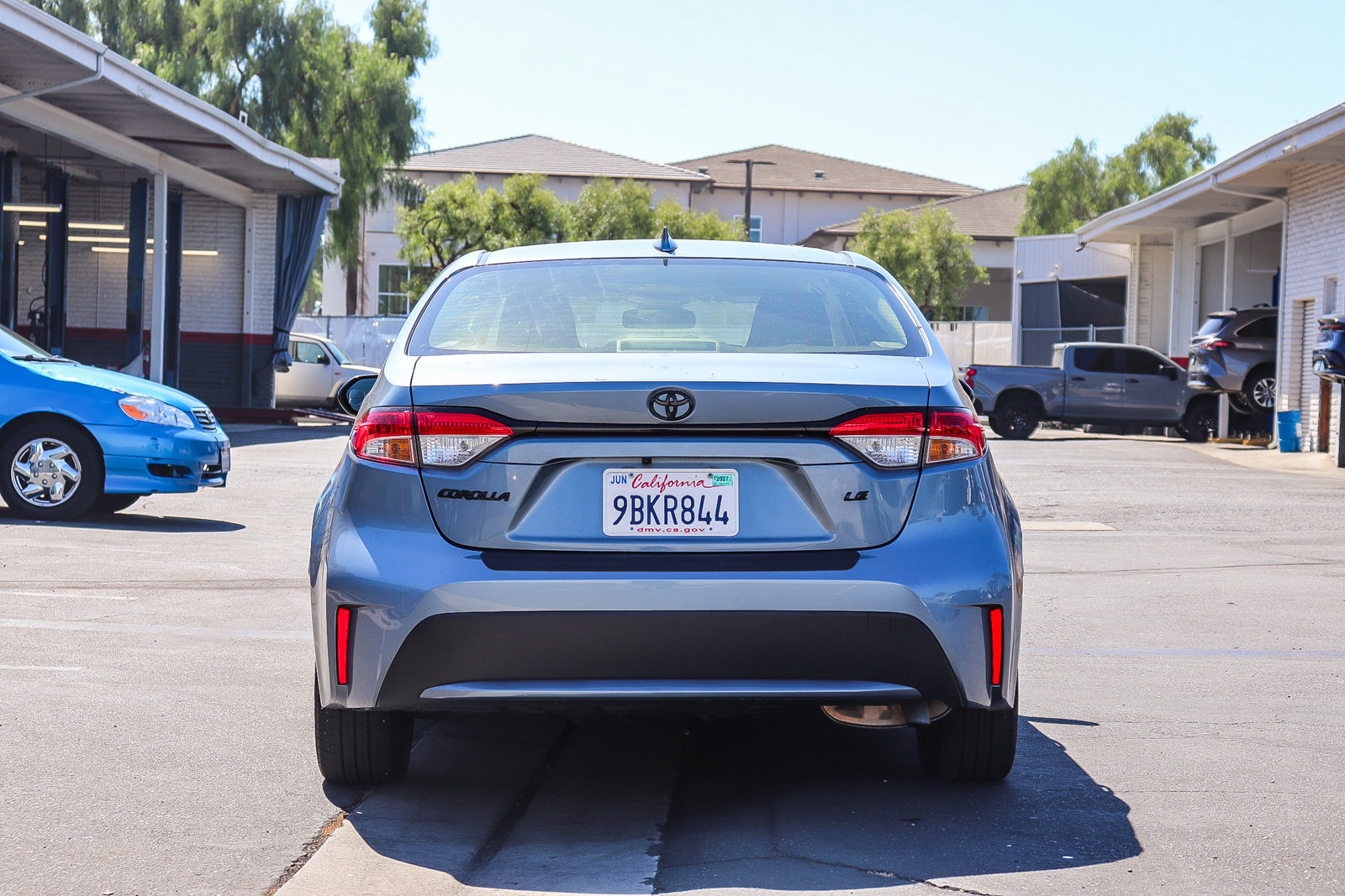 Certified 2022 Toyota Corolla LE w/ Carpet Mat Package (TMS) FWD image 8