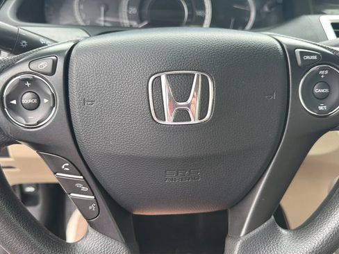 Used 2015 Honda Accord LX image 17