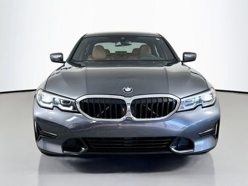 Used 2019 BMW 330i xDrive Sedan w/ Convenience Package AWD/4WD image 2
