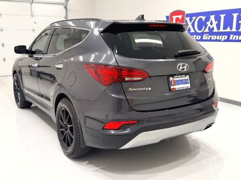 Used 2018 Hyundai Santa Fe Sport w/ 2.4L Value Package 02 FWD image 5