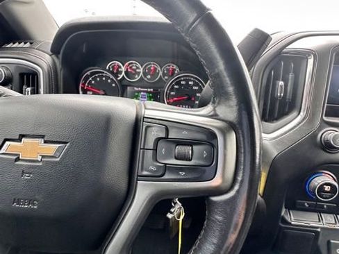 Used 2020 Chevrolet Silverado 1500 LT w/ Fleet Comfort Package image 16