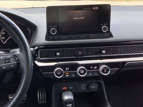 Used 2022 Honda Civic Sport image 6