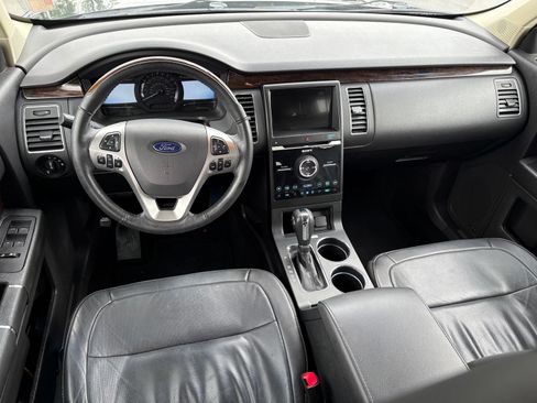 Used 2019 Ford Flex Limited FWD image 13