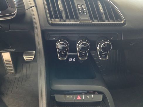 Used 2017 Audi R8 V10 plus AWD/4WD image 17
