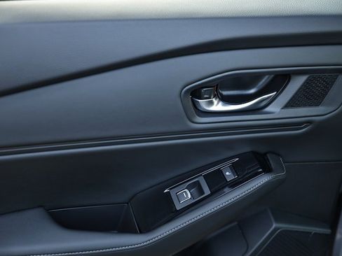 Used 2025 Honda Accord Touring image 23