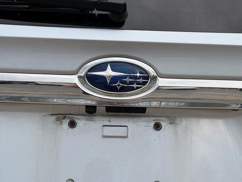 Certified 2021 Subaru Ascent Premium w/ Convenience Package AWD/4WD image 13