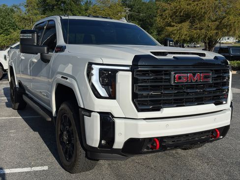 Used 2026 GMC Sierra 2500 AT4 w/ AT4 Premium Plus Package AWD/4WD image 1