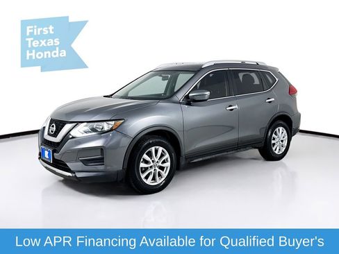 Used 2017 Nissan Rogue SV FWD image 3