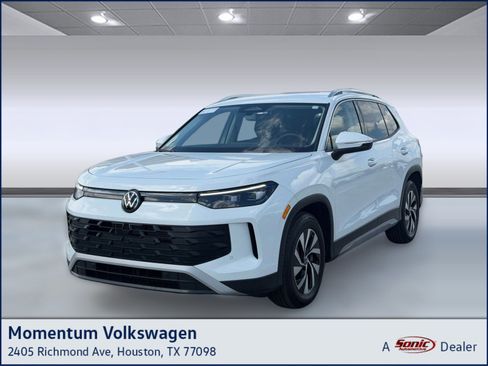 New 2025 Volkswagen Tiguan S FWD image 1
