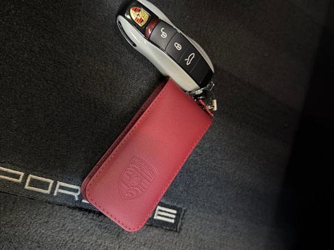 Used 2019 Porsche 911 Turbo S image 32