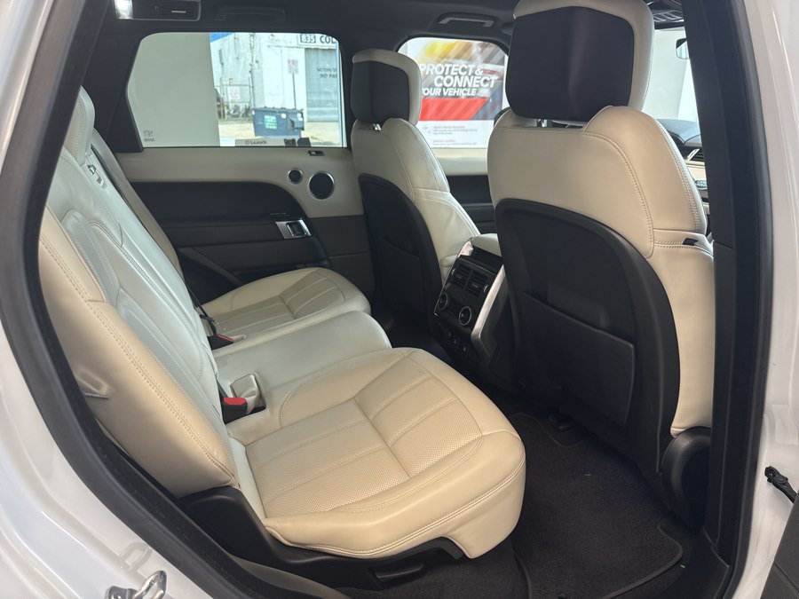 Used 2018 Land Rover Range Rover Sport HSE AWD/4WD image 21
