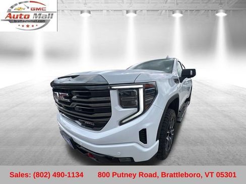 Used 2023 GMC Sierra 1500 AT4 w/ AT4 Premium Package image 11
