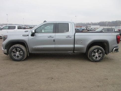 New 2026 GMC Sierra 1500 SLE AWD/4WD image 9