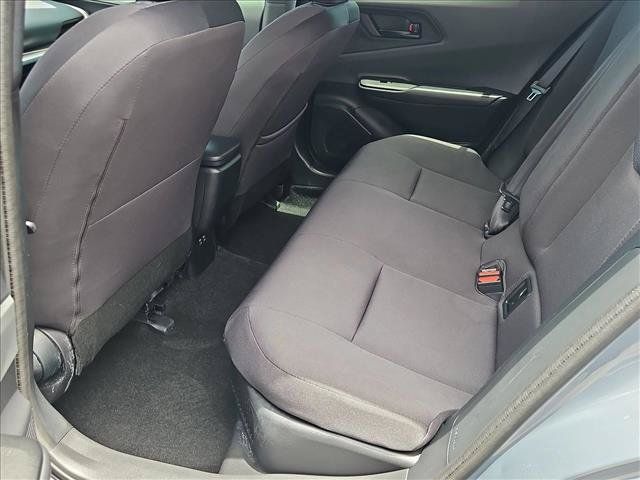 Used 2025 Toyota Prius LE FWD image 25