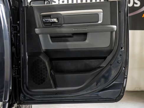 Used 2017 RAM 2500 SLT AWD/4WD image 34