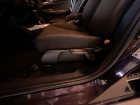 Used 2017 Honda Fit EX image 12