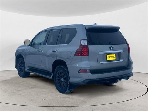 Used 2021 Lexus GX 460 Premium image 3