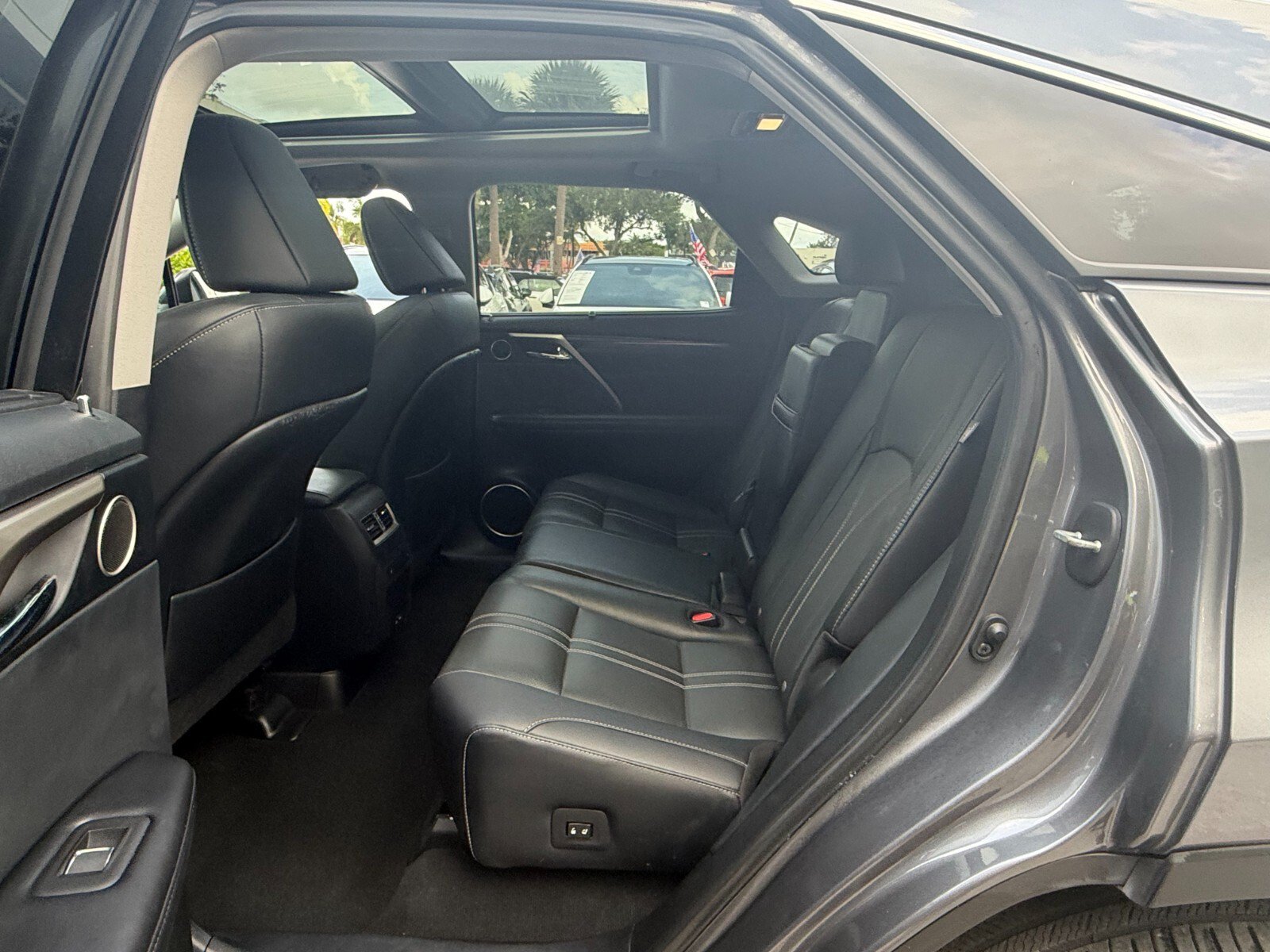Used 2020 Lexus RX 350 FWD w/ Luxury Package image 11