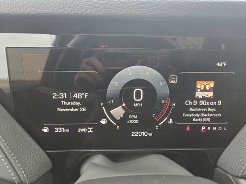 Used 2025 GMC Yukon Denali AWD/4WD image 17