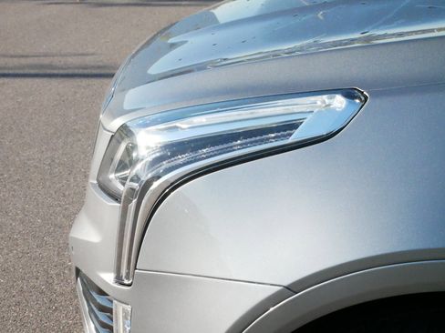 Certified 2021 Cadillac XT5 Premium Luxury image 14