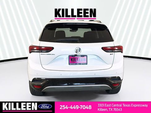 Used 2023 Buick Envision Essence w/ Sport Touring Package image 7