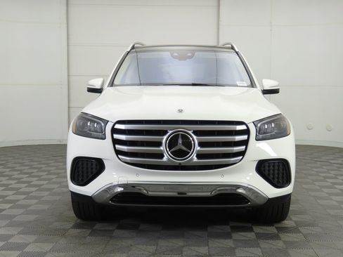New 2026 Mercedes-Benz GLS 450 4MATIC image 2