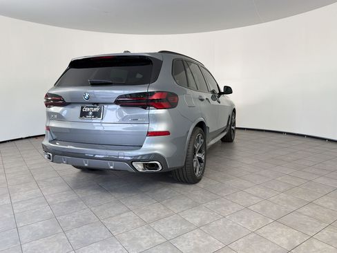 New 2026 BMW X5 xDrive40i w/ M Sport Package AWD/4WD image 9