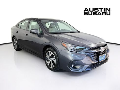 Used 2025 Subaru Legacy Premium AWD/4WD image 1