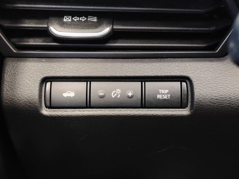 Used 2023 Nissan Altima 2.5 SV FWD image 25