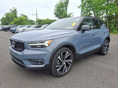 Used 2020 Volvo XC40 T5 R-Design
