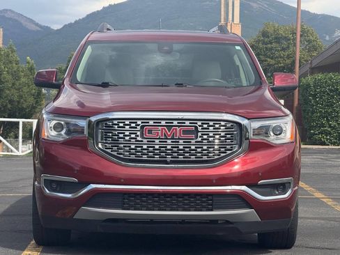Used 2017 GMC Acadia Denali w/ Technology Package AWD/4WD image 8